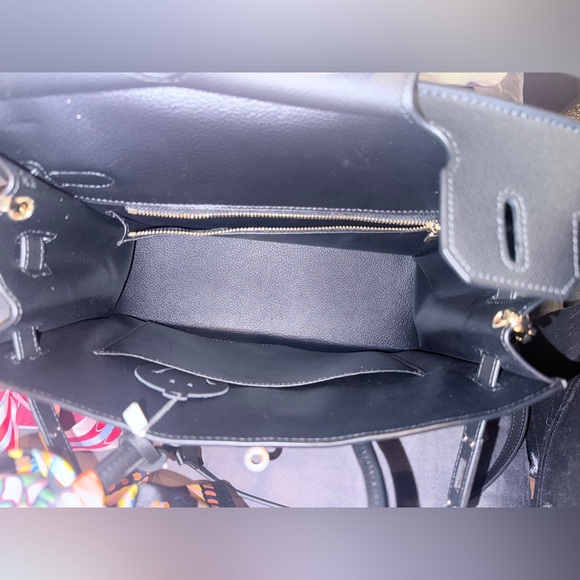 Elegant Black Handbag with Scarf Accent - Picture 11 of 15